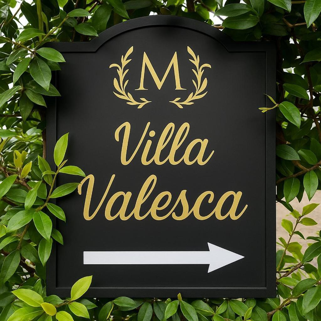 Valesca *
